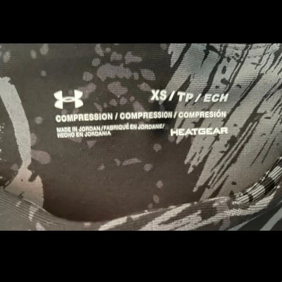 Under Armour Project Rock HeatGear Leggings - Picture 4 of 4
